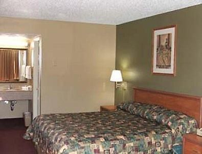 Knights Inn Lebanon Quarto foto