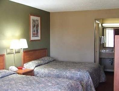 Knights Inn Lebanon Quarto foto
